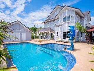 Central Park Hillside – 5 Bed 6 Bath in East Pattaya PC9097