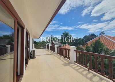 C’est Palai Village – 4 Bed 5 Bath in Jomtien PC9085