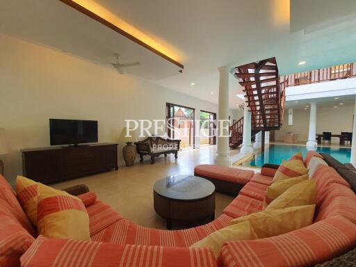 C’est Palai Village – 4 Bed 5 Bath in Jomtien PC9085