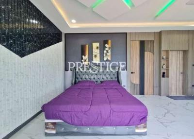 Shophouse for Sale near Mabprachan Lake – 6 Bed 6 Bath in East Pattaya PCO2084