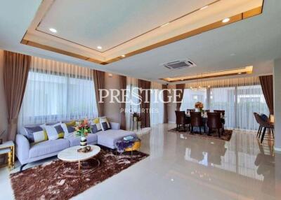 The Palm Parco – 3 Bed 4 Bath in East Pattaya PC8996