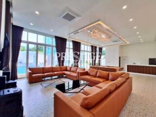 Luxury Pool Villas – 6 Bed 8 Bath in South Pattaya PC8977