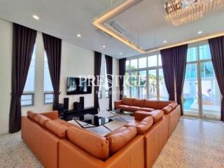 Luxury Pool Villas – 6 Bed 8 Bath in South Pattaya PC8977