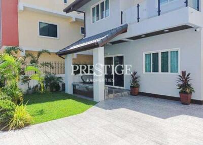 Private House – 4 Bed 2 Bath in South Pattaya for 10,995,000 THB PC8893