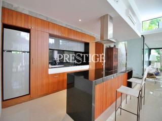 Sunplay Bangsaray – 2 Bed 5 Bath in Bang Saray PC8870