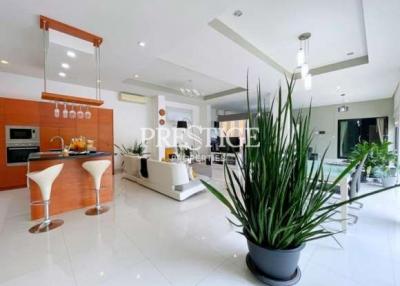 Private House – 3 Bed 3 Bath in East Pattaya PC4163