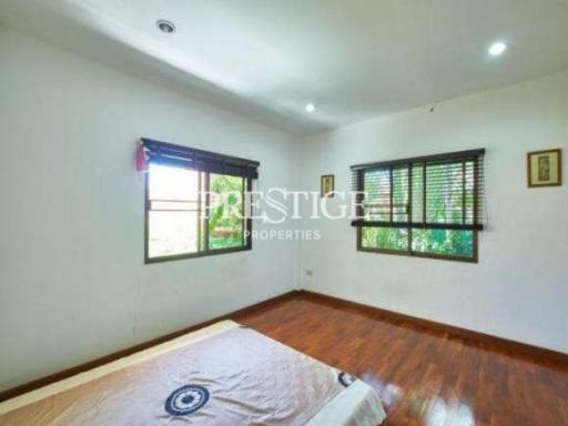 Pattaya Land and House Village – 3 Bed 2 Bath in East Pattaya – PC8812