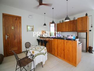 Unique, Contemporary and Tropical style private house – 4 Bed 5 Bath in Na-Jomtien PC8780