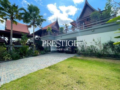 Unique, Contemporary and Tropical style private house – 4 Bed 5 Bath in Na-Jomtien PC8780