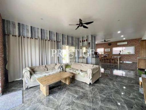 Private House – 4 Bed 4 Bath in East Pattaya for 12,000,000 THB PC8782