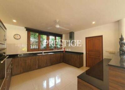 C’est Palai Village – 4 Bed 5 Bath in Jomtien for 22,000,000 THB PC8758