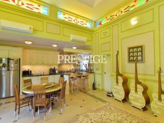 Private house – 7 Bed 7 Bath in Huay Yai / Phoenix for 26,000,000 THB PC8730