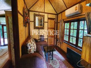 Private house – 7 Bed 7 Bath in Huay Yai / Phoenix for 26,000,000 THB PC8730