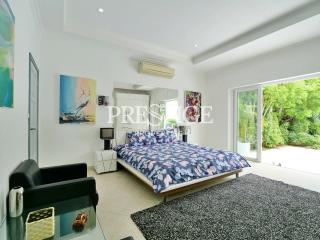 Majestic Residence Pool Villa Pattaya – 12 Bed 10 Bath in Pratamnak PC8711