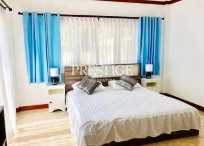 Supanuch Village – 3 Bed 3 Bath in East Pattaya for 7,480,000 THB PC8551