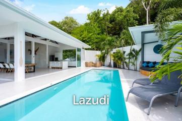 Luxurious 5-Bed Villa with 2 Pools in Bophut