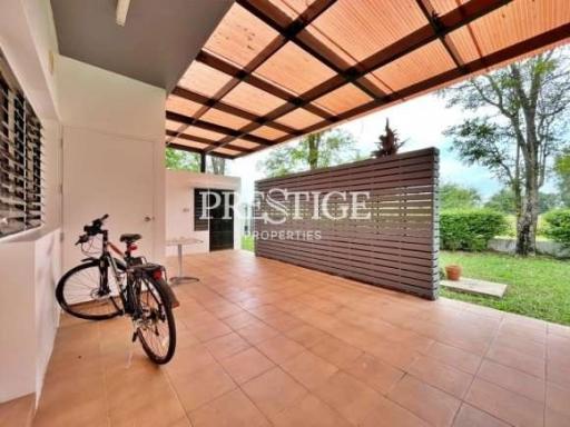 Horseshoe Point Residence – 4 Bed 5 Bath in East Pattaya  PC8492