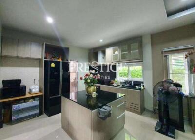 Patta Village – 4 beds 3 bath in East Pattaya- PC8452