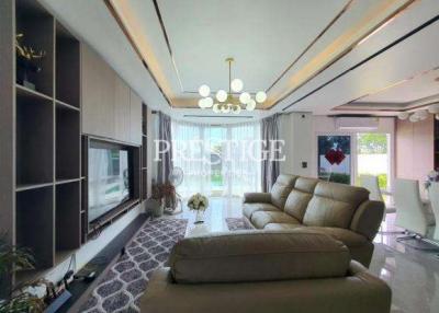 Phoenix Golf Course – 4 Bed 3 Bath in Huay Yai / Phoenix for 14,800,000 THB PC8443