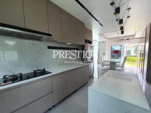 Phoenix Golf Course – 4 Bed 3 Bath in Huay Yai / Phoenix for 14,800,000 THB PC8443