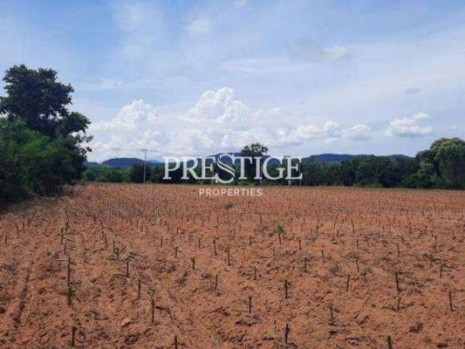 Land in Phoenix – in Huay Yai / Phoenix for 68,375,000 THB PCL5105