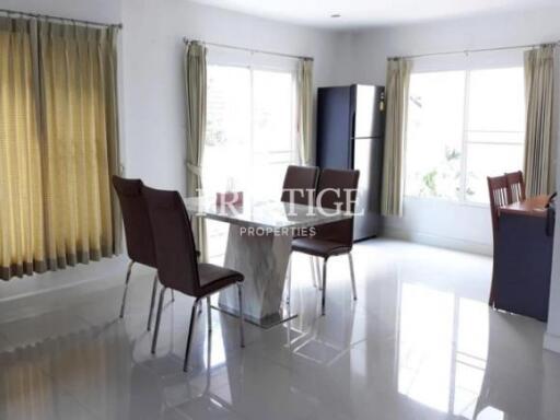 Central Park Hillside – 3 Bed 3 Bath in East Pattaya PC8350