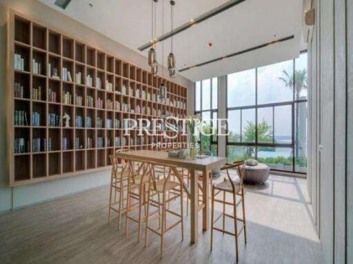 AERAS Beachfront – 2 Bed 1 Bath in Jomtien for 6,950,000 THB PC8339