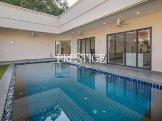 Hacienda Villas – 4 Bed 5 Bath in East Pattaya for 15,900,000 THB PC8310