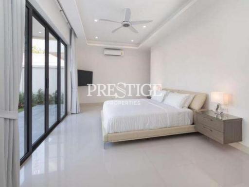 Hacienda Villas – 4 Bed 5 Bath in East Pattaya for 15,900,000 THB PC8310