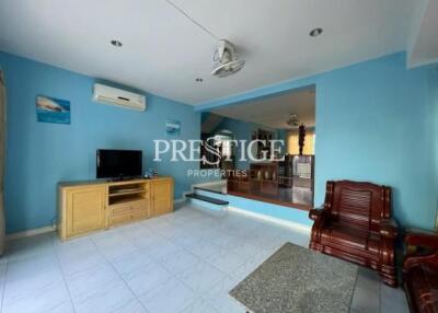 Baan Fah Rimhad – 3 Bed 3 Bath in Jomtien PC8294