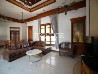 Asian House Village – 4 Bed 5 Bath in Jomtien for 23,000,000 THB PC8251