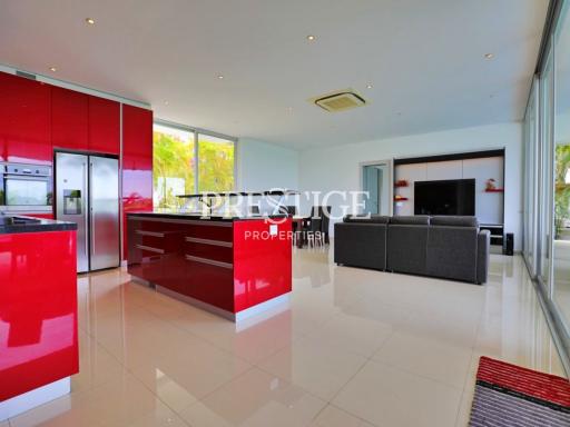 Silverhill-Residence – 5 Bed 5 Bath in Na-Jomtien PC8194