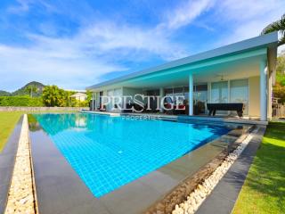 Silverhill-Residence – 5 Bed 5 Bath in Na-Jomtien PC8194