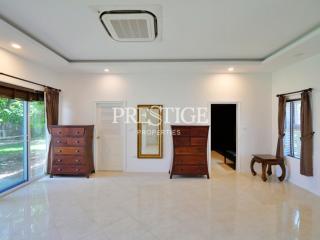 Private house – 6 Bed 6 Bath in East Pattaya PC8113