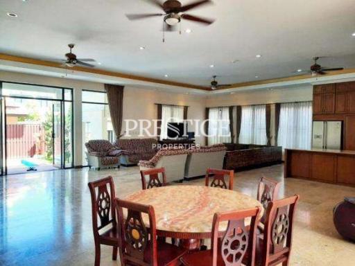 Phoenix Golf Sunrise Villa – 4 Bed 5 Bath in Huay Yai / Phoenix – PC8102