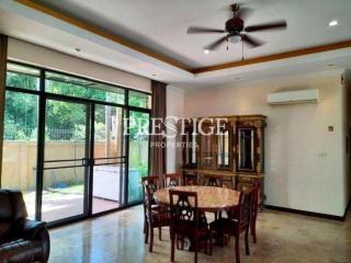 Phoenix Golf Sunrise Villa – 4 Bed 5 Bath in Huay Yai / Phoenix – PC8102