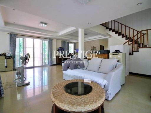 Private house – 3 Bed 4 Bath in Na-Jomtien PC8029