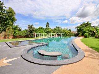 Private house – 6 Bed 9 Bath in East Pattaya PC8026