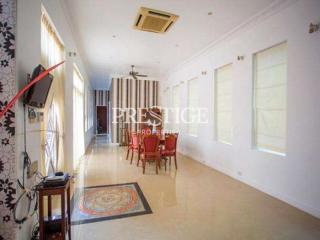 Private house – 5 Bed 4 Bath in Pratamnak PC7995