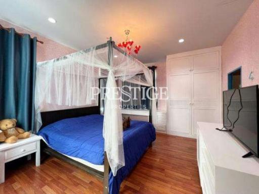 Baan Fah Rimhad – 3 Bed 3 Bath in Jomtien PC7887