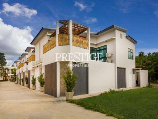 Tropicana Villa – 6 Bed 6 Bath in Jomtien PC7882