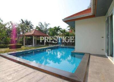 Whispering Palms Villas – 4 Bed 4 Bath in East Pattaya PC7770