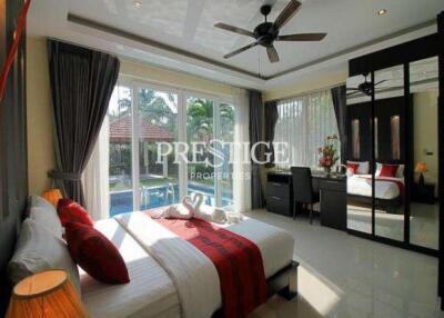 Whispering Palms Villas – 4 Bed 4 Bath in East Pattaya PC7770