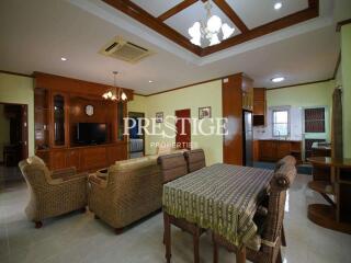 Baan Chalita 1 – 2 Bed 2 Bath in Naklua PC7748