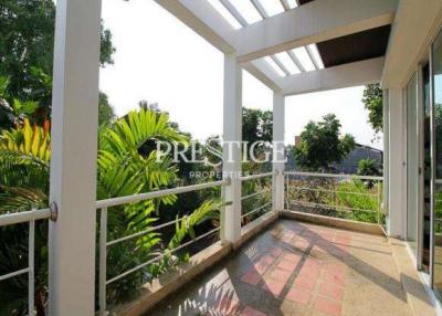 Private house – 6 Bed 4 Bath in North Pattaya for 18,950,000 THB PC7734