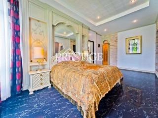Private Estate – 8 Bed 5 Bath in Bang Saray for 65,000,000 THB PC7675