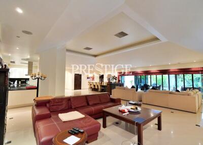 Jomtien Park Villas – 4 Bed 5 Bath in Jomtien PC7672