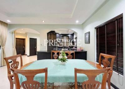 Palm Grove Resort – 3 Bed 3 Bath in Na-Jomtien for 10,000,000 THB PC7605