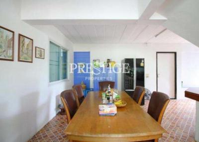 Private House – 4 Bed 5 Bath in North Pattaya for 13,000,000 THB PC7512