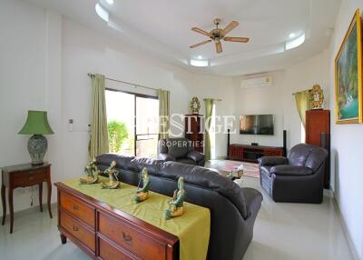 Rose Land & House – 3 Bed 2 Bath in East Pattaya PC7331